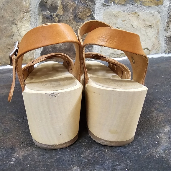 Sandgrens Madrid Handmade Woven Clogs Sandals - Picture 5 of 9